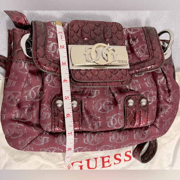 Guess print crossbody bag - Picture 4 of 6
